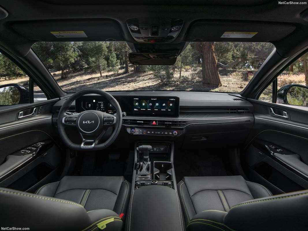 Kia：取消实体按键是错误的，但很多汽车制造商拒绝承认错误