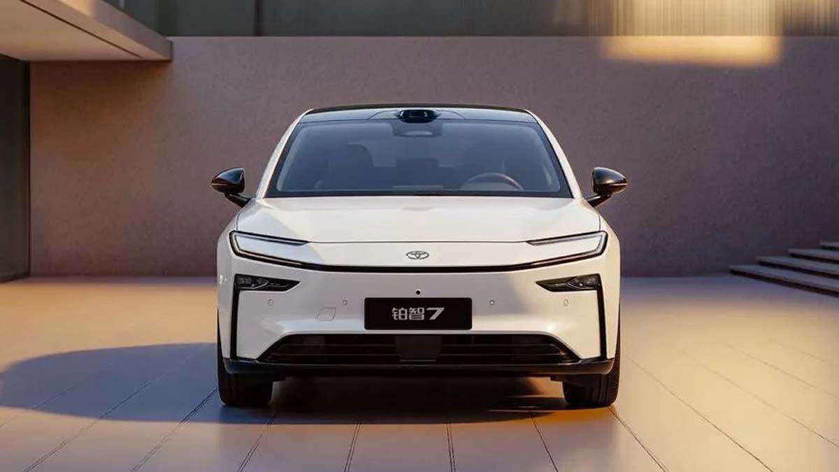 Toyota bZ7 中国正式发布：电动版Camry搭载华为智能座舱、CLTC续航最大达到710 km！