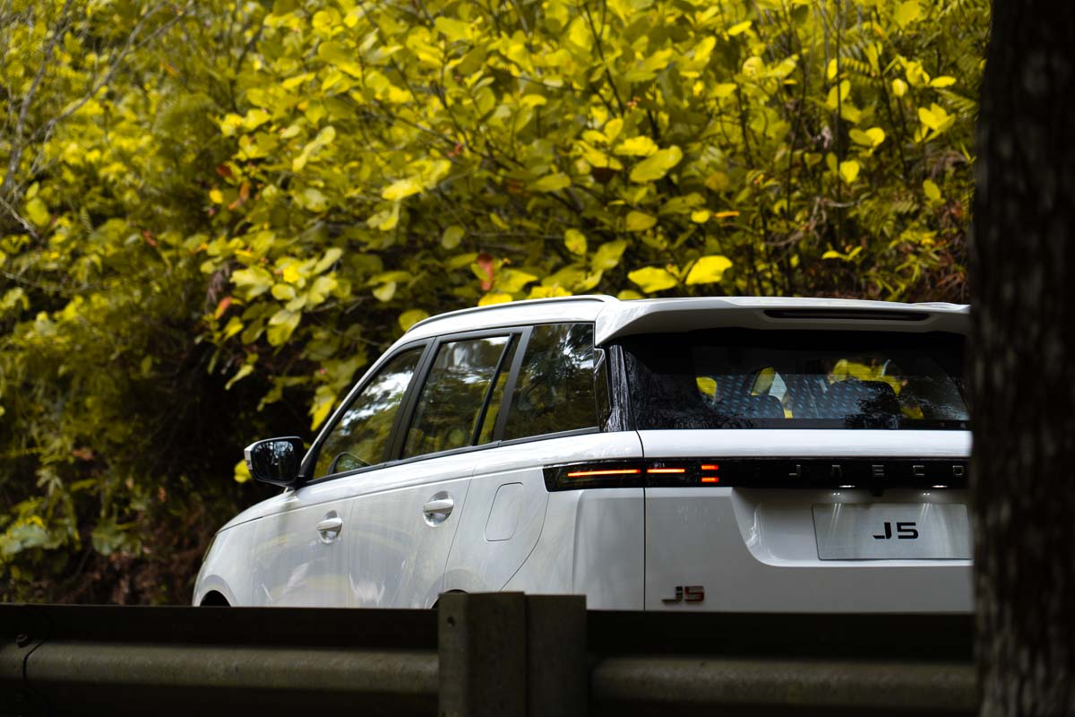 JAECOO J5 上市首月报捷、总共移交587辆！